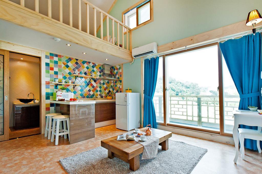 Starlight Journey Pension Gyeongju Extérieur photo