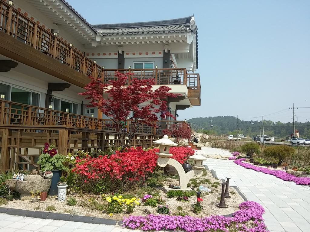 Starlight Journey Pension Gyeongju Extérieur photo